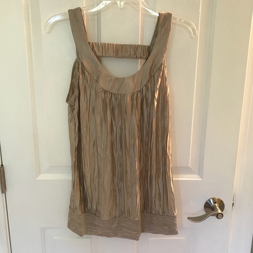 Byer California Sleeveless Top. Muted Gold. Sz. L